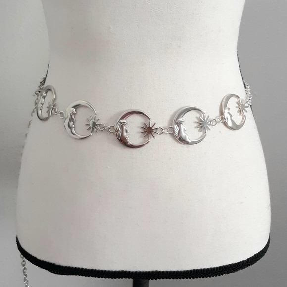 Accessories - Celestial Moon & Sun Silver Tone Chain Belt
